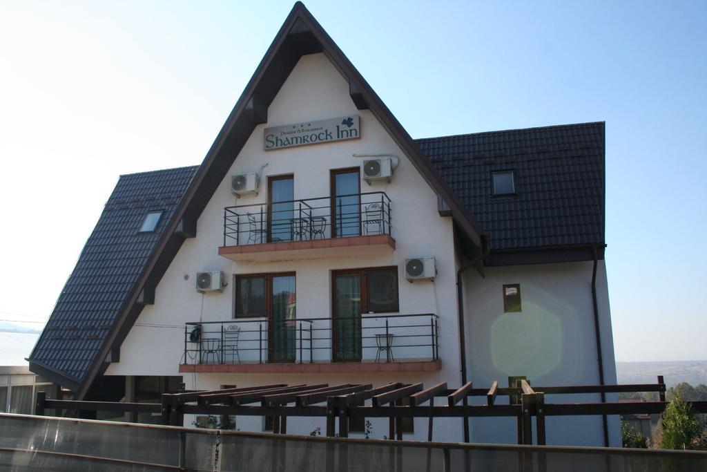 Shamrock Inn ヤシ エクステリア 写真